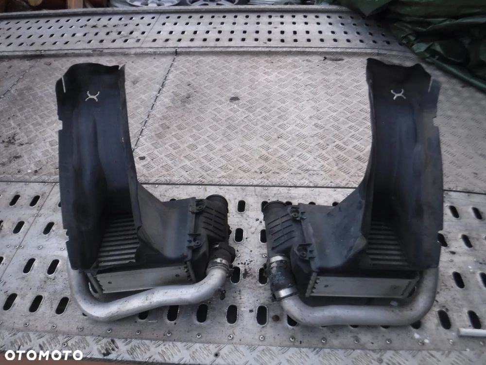 Audi A6 C6 Lift 3.0 Intercooler kierownica powietrza lewy prawy - 2
