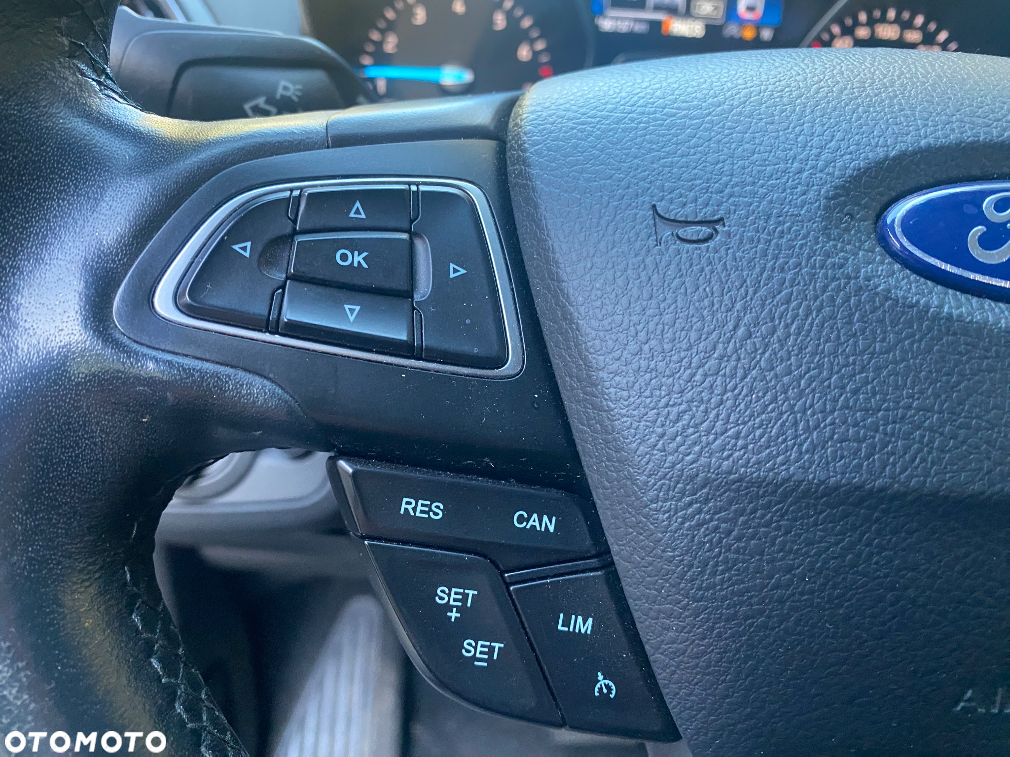 Ford Kuga 1.5 EcoBoost FWD Titanium ASS GPF - 23