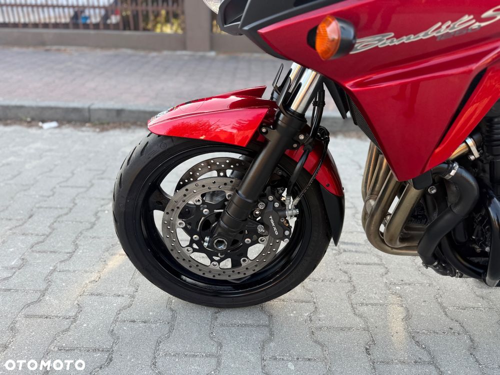 Suzuki Bandit - 20