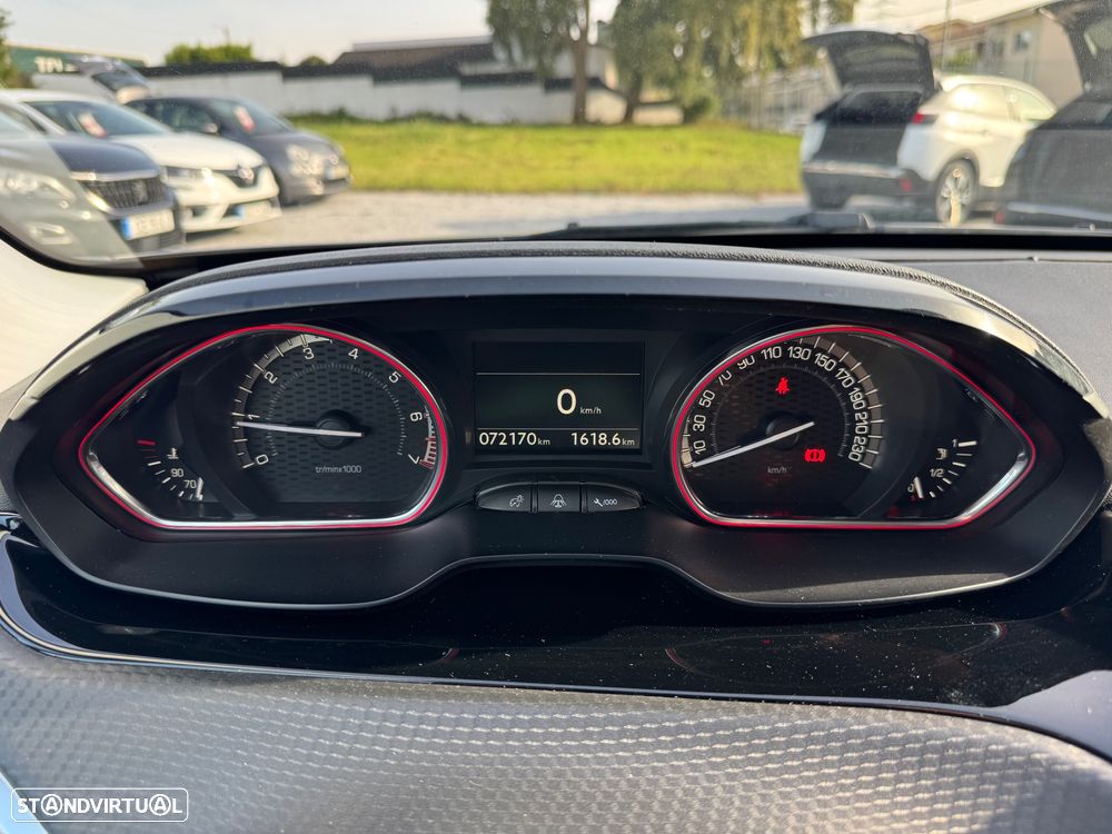Peugeot 2008 PureTech 130 Stop&Start GT-Line Edition - 11