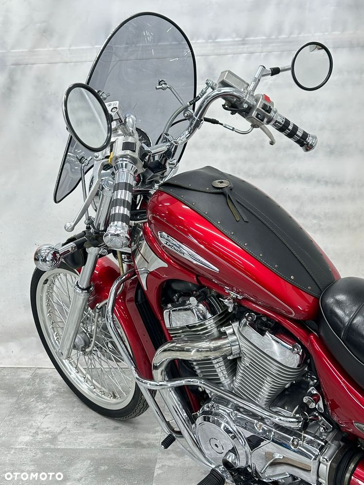Suzuki Intruder - 9