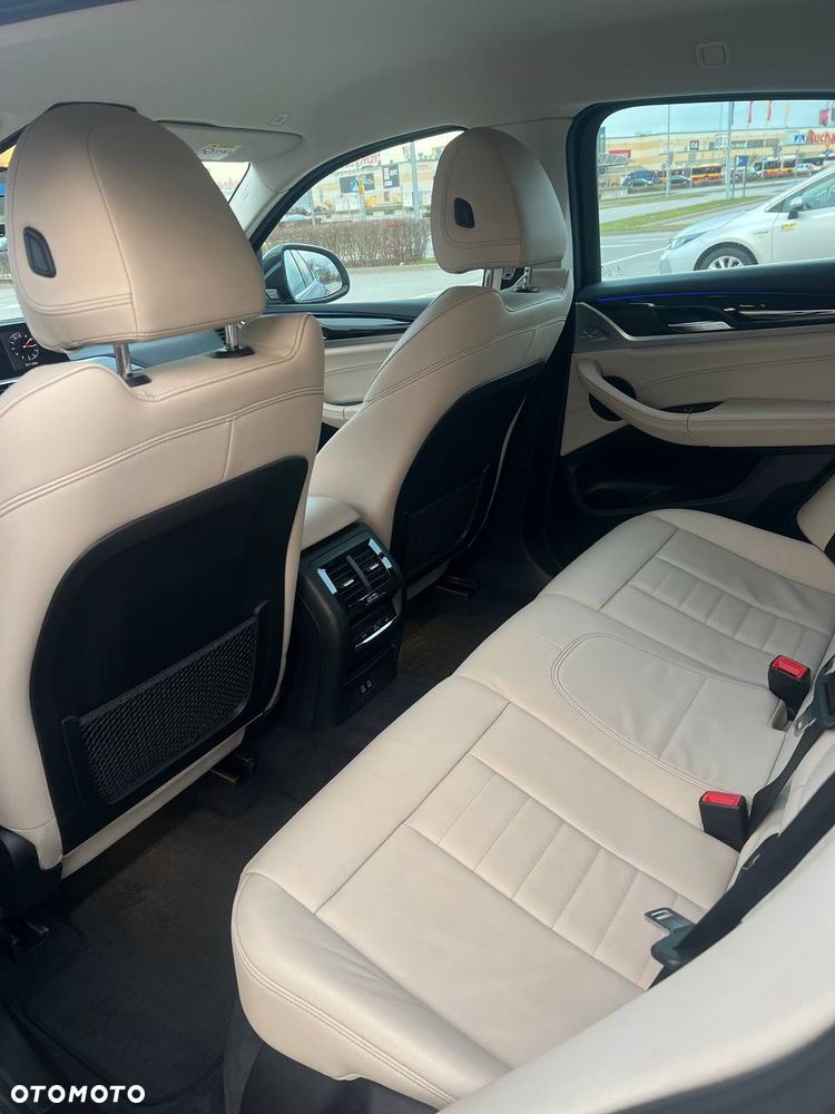 BMW X4 xDrive20d - 14