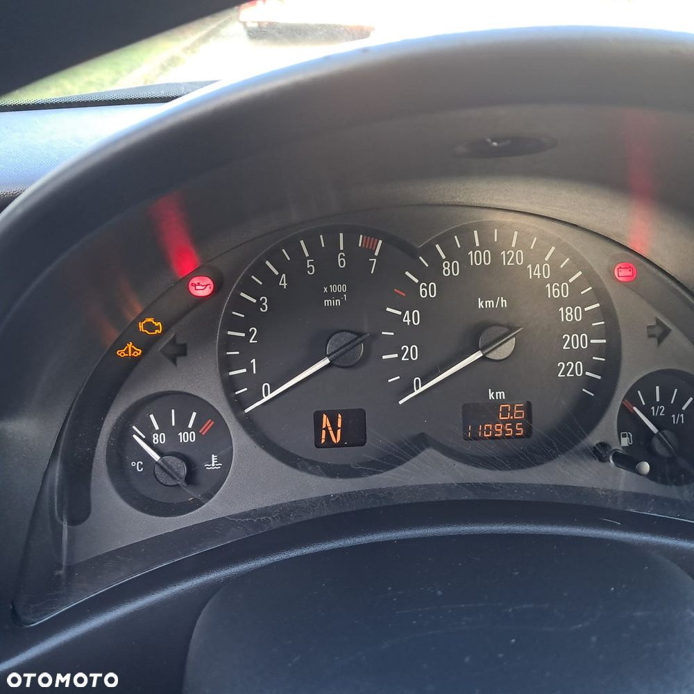 Opel Corsa - 11