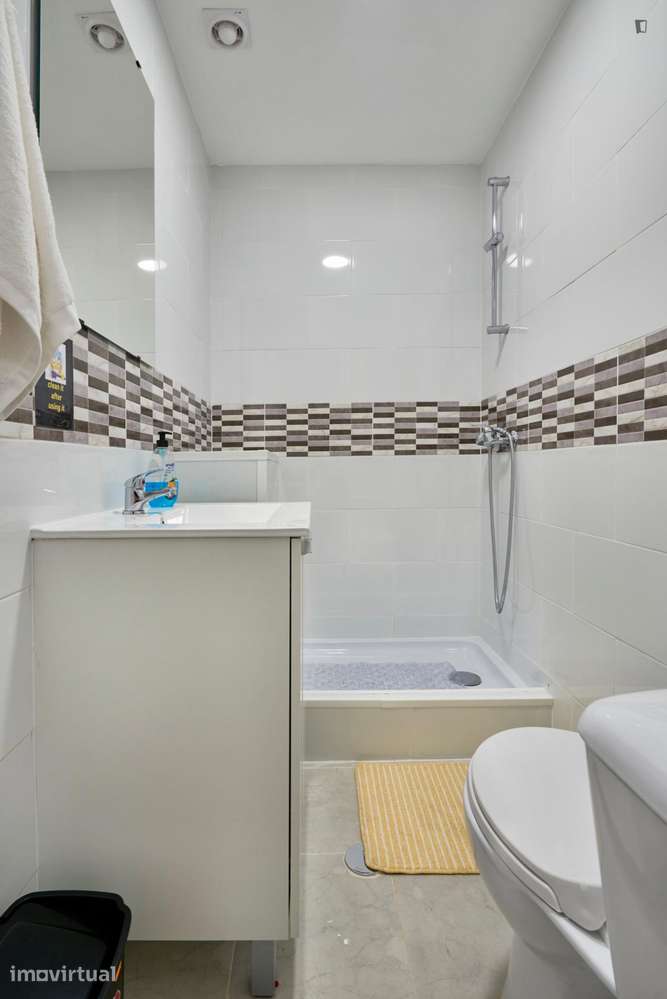 Quarto - localizado em Arroios Lisbon - Grande imagem: 2/34