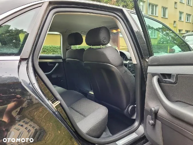 Audi A4 2.0 - 8