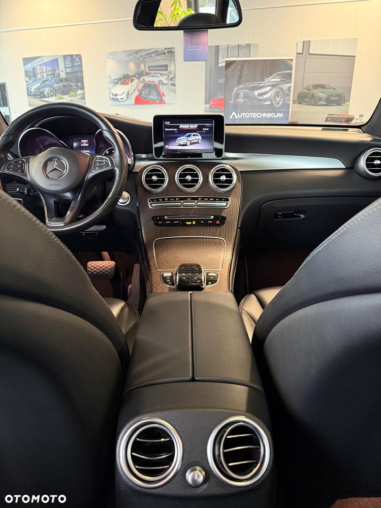 Mercedes-Benz GLC 220 d 4Matic 9G-TRONIC Exclusive - 10