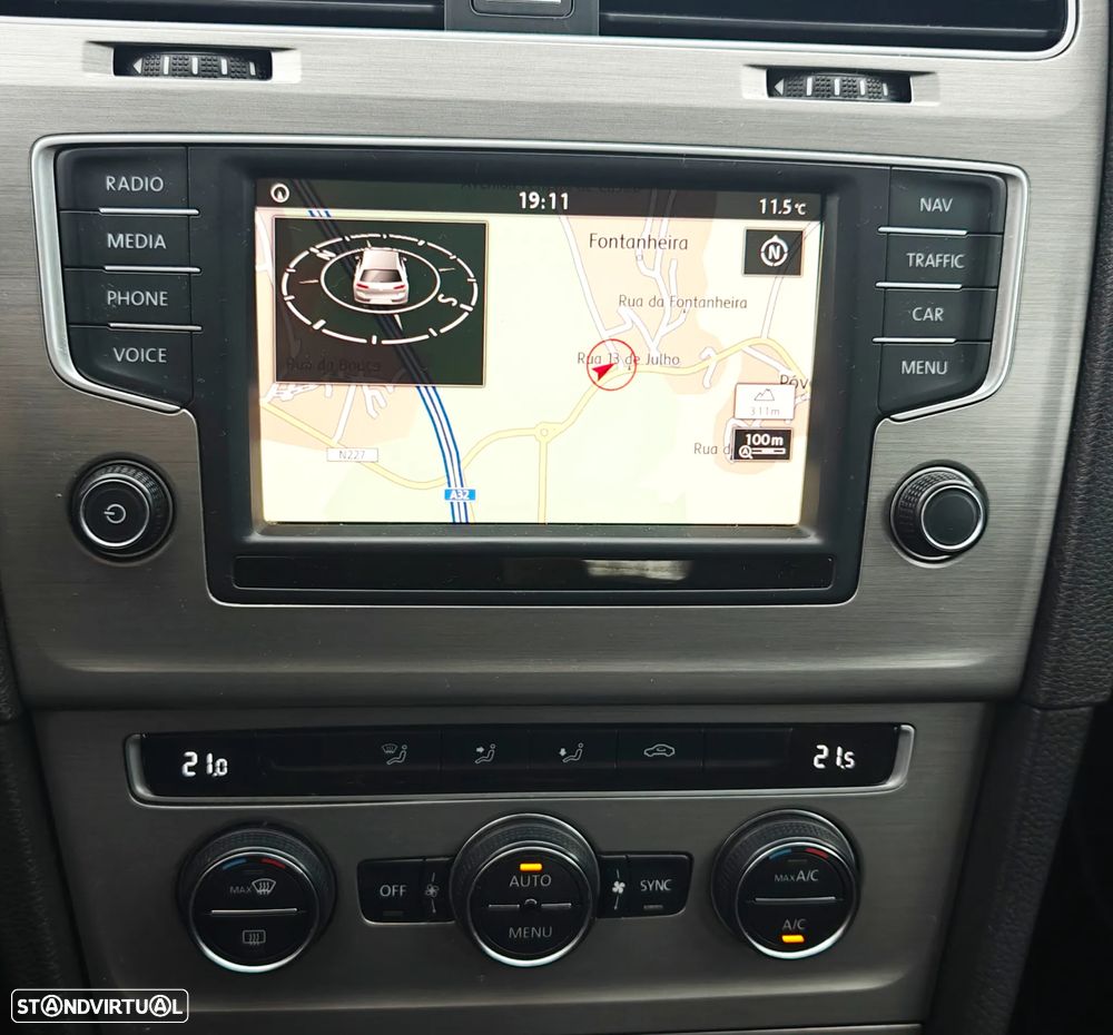 VW Golf 1.6 TDi DPF Comfortline - 12