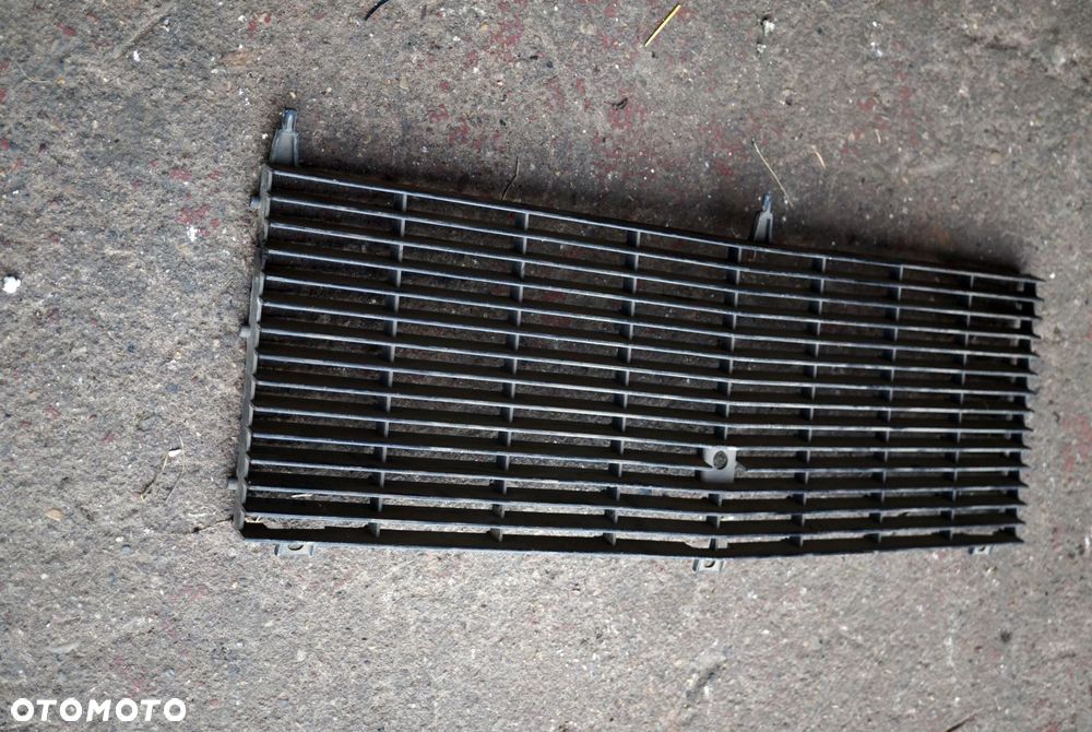 GRILL PRZEDNI ATRAPA CHŁODNICY 125P MR83   FSO 1983-1991 - 4