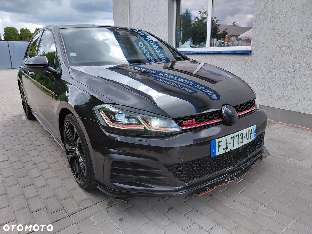 Volkswagen Golf - 13