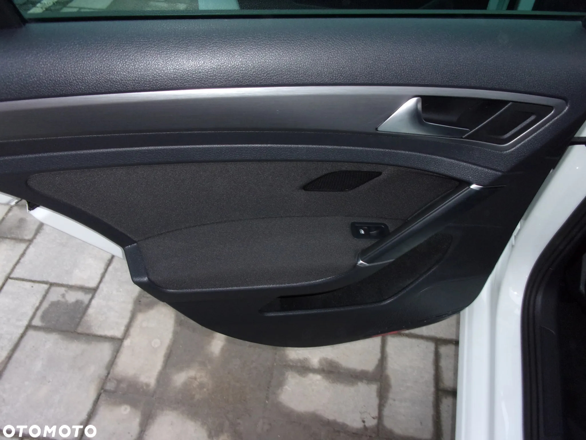 Volkswagen Golf VII 1.4 TSI BMT Highline - 32