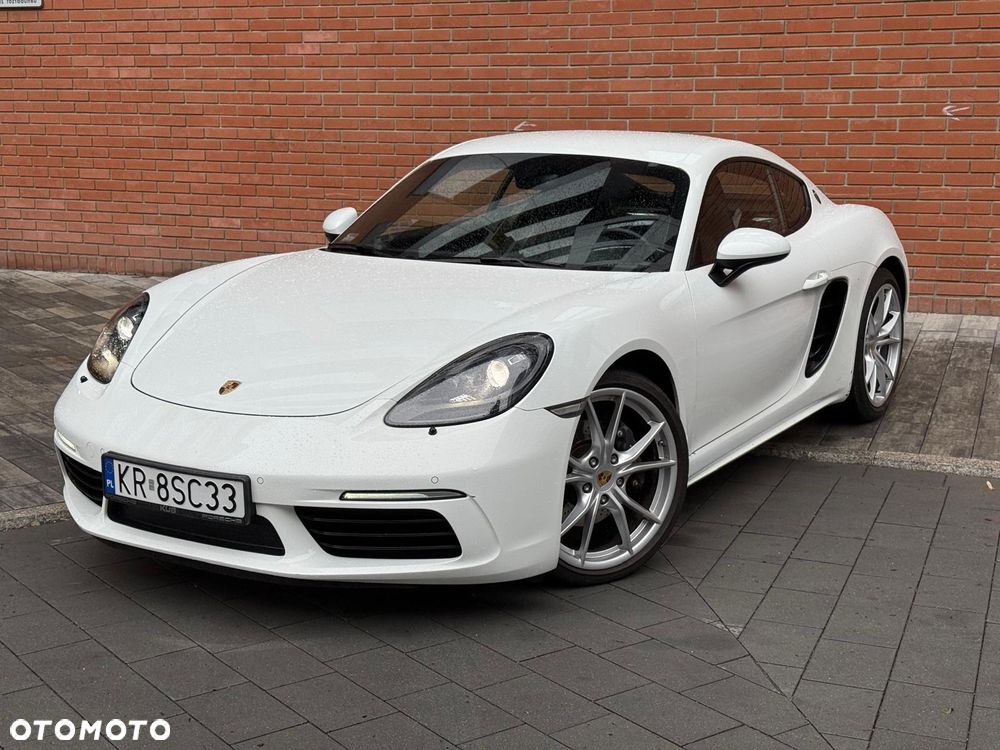 Porsche 718 Cayman - 1
