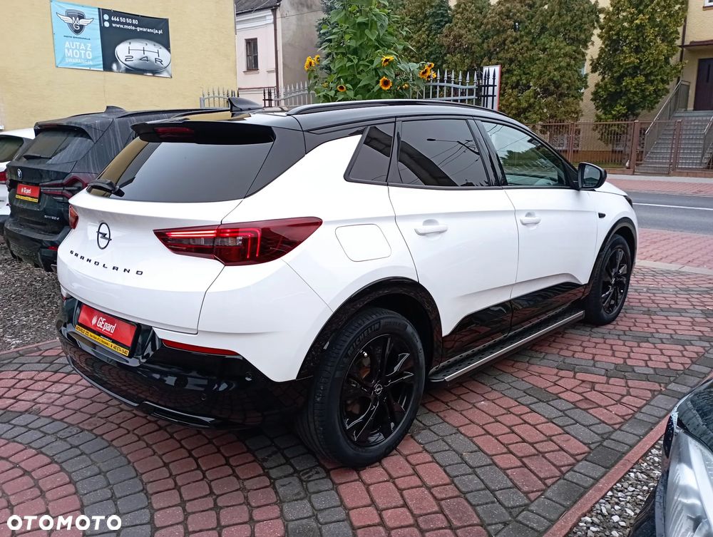 Opel Grandland 1.2 T GS Line S&S - 4