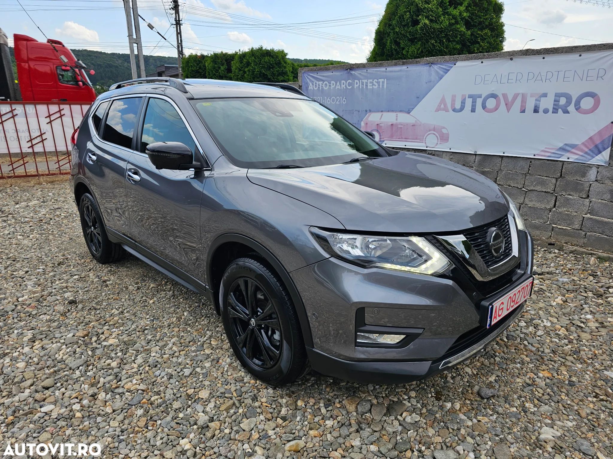 Nissan X-Trail 1.7 dCi ALL-MODE 4x4i Xtronic N-TEC - 1