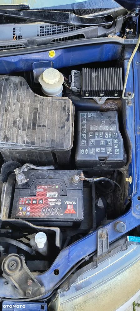 Mitsubishi Space Runner - 14