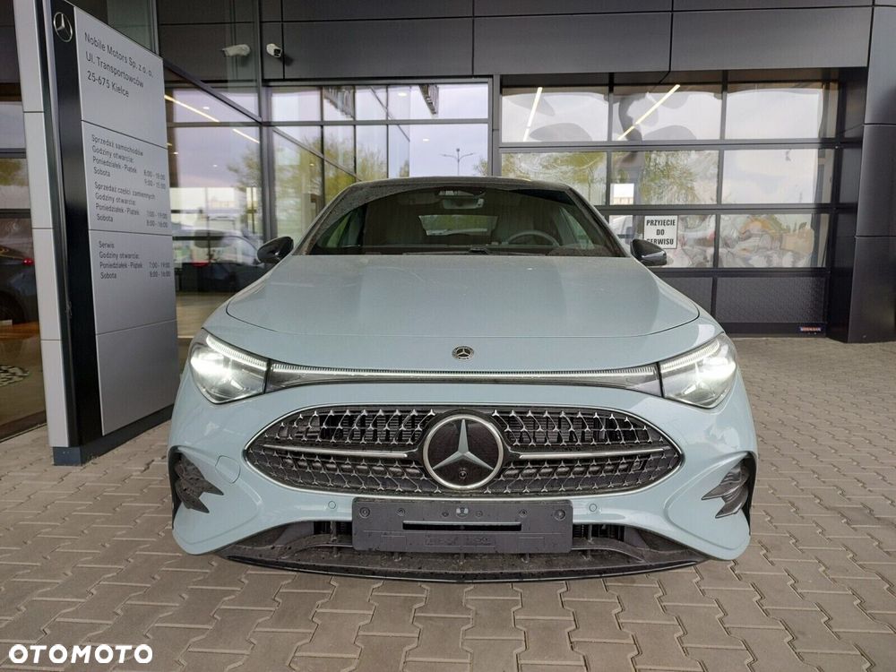 Mercedes-Benz CLA - 2