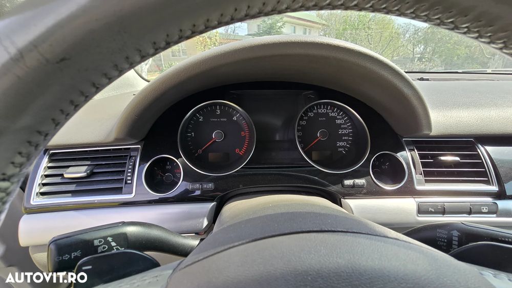 Audi A8 - 16