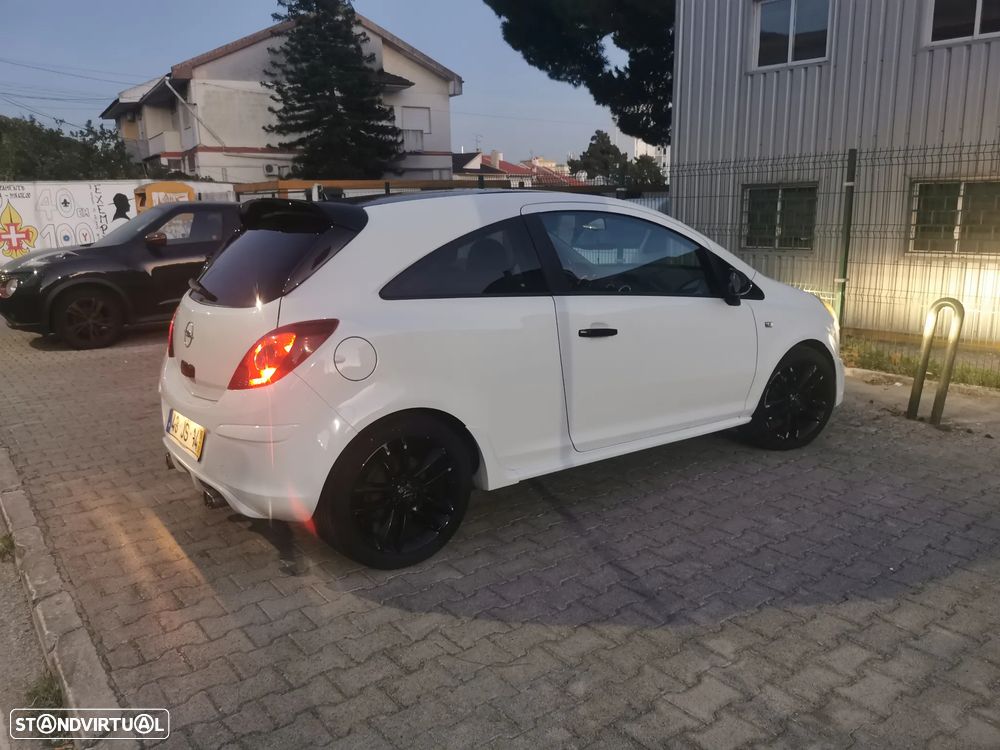 Opel Corsa 1.4 Black Edition - 7