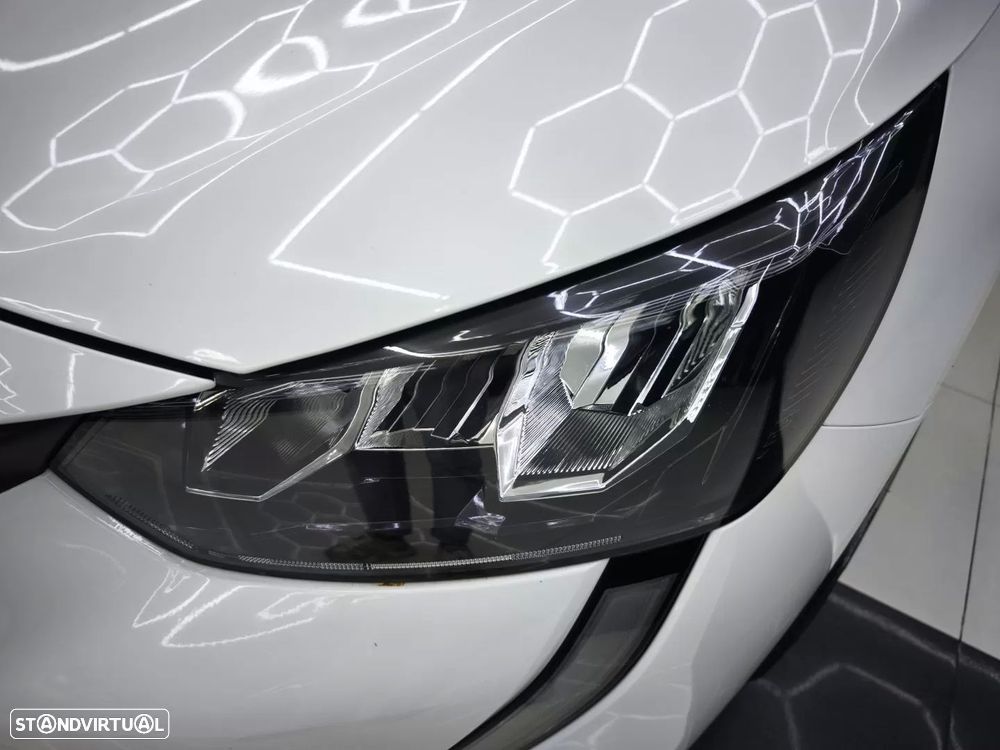 Peugeot 208 1.2 PureTech Allure Pack EAT8 - 12