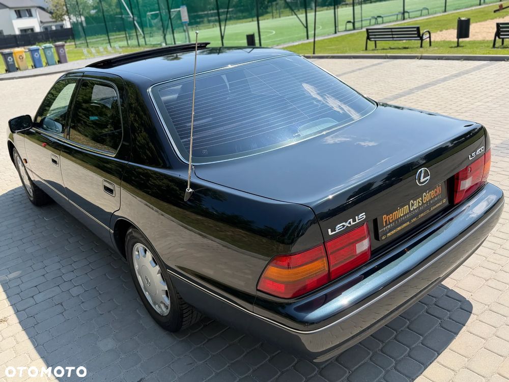 Lexus LS - 38