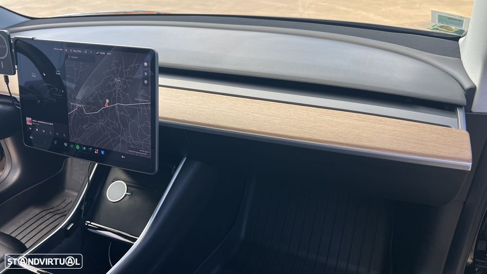 Tesla Model 3 Long-Range Dual Motor AWD - 27