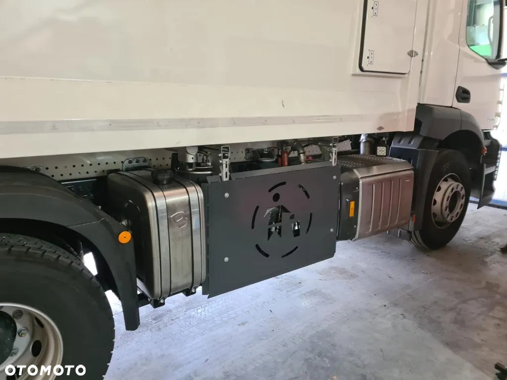 Mercedes-Benz Actros - 6