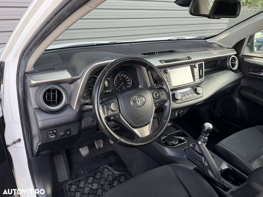 Toyota RAV4 2.0 D-4D 4x2 Start-Stop Edition-S - 12