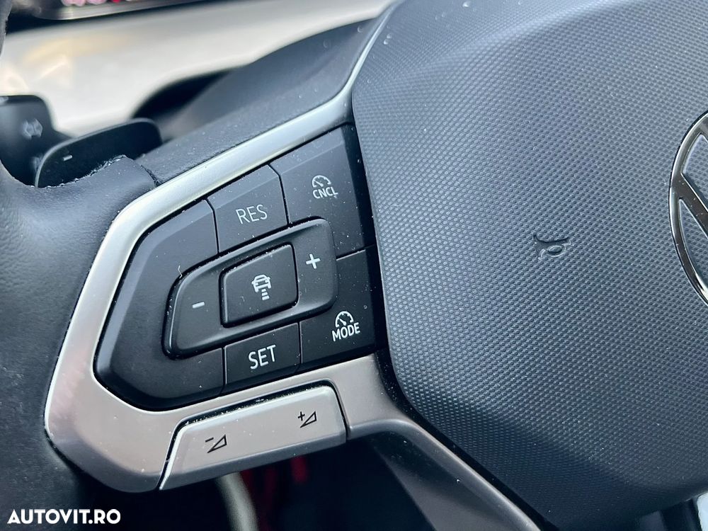 Volkswagen Golf - 18