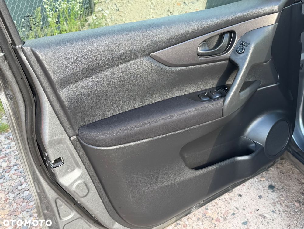 Nissan Qashqai 1.2 DIG-T Tekna EU6 - 12