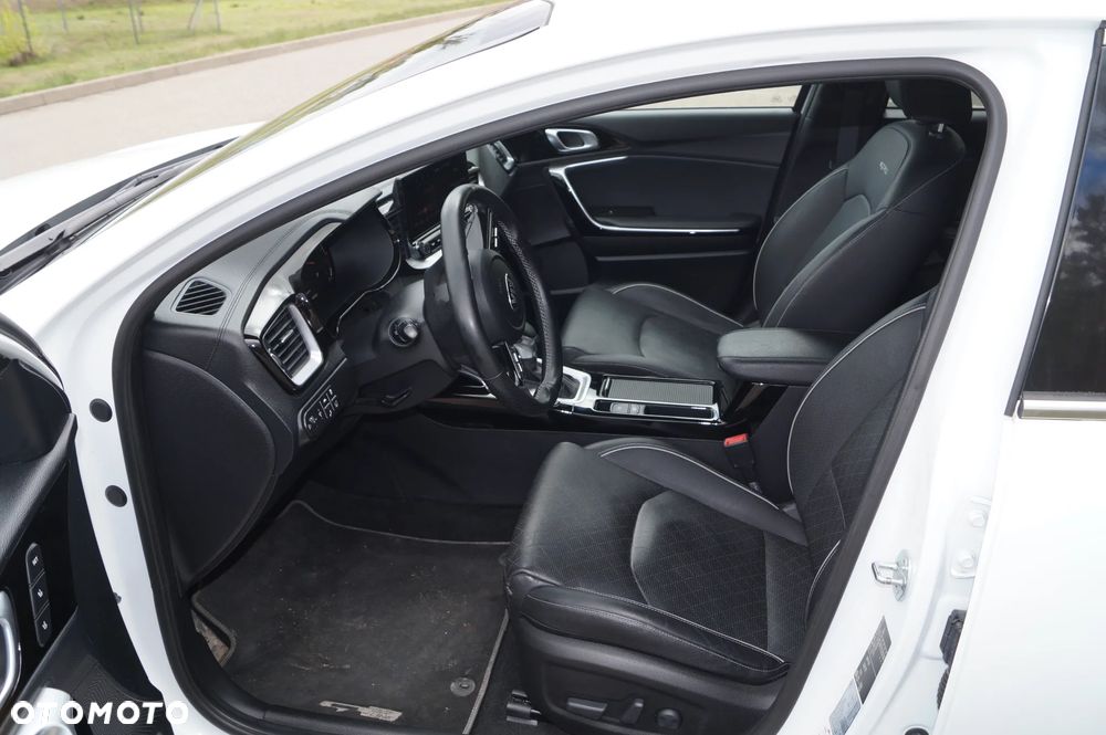 Kia ProCeed 1.5 T-GDI mHEV GT Line DCT - 10