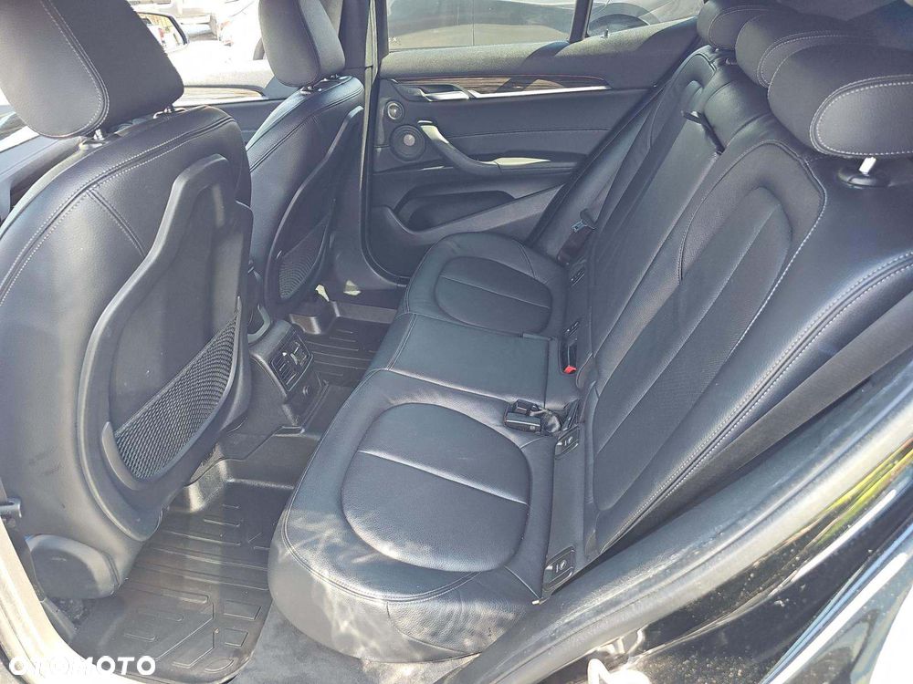 BMW X2 - 8