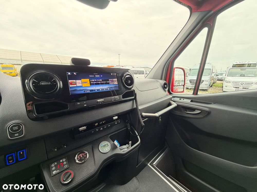 Mercedes-Benz eSprinter - 25