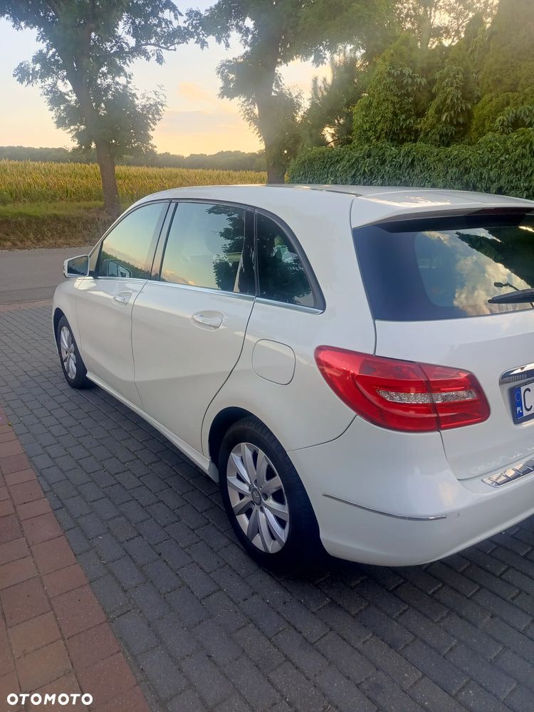 Mercedes-Benz Klasa B 180 CDI BlueEFFICIENCY Edition Style - 4
