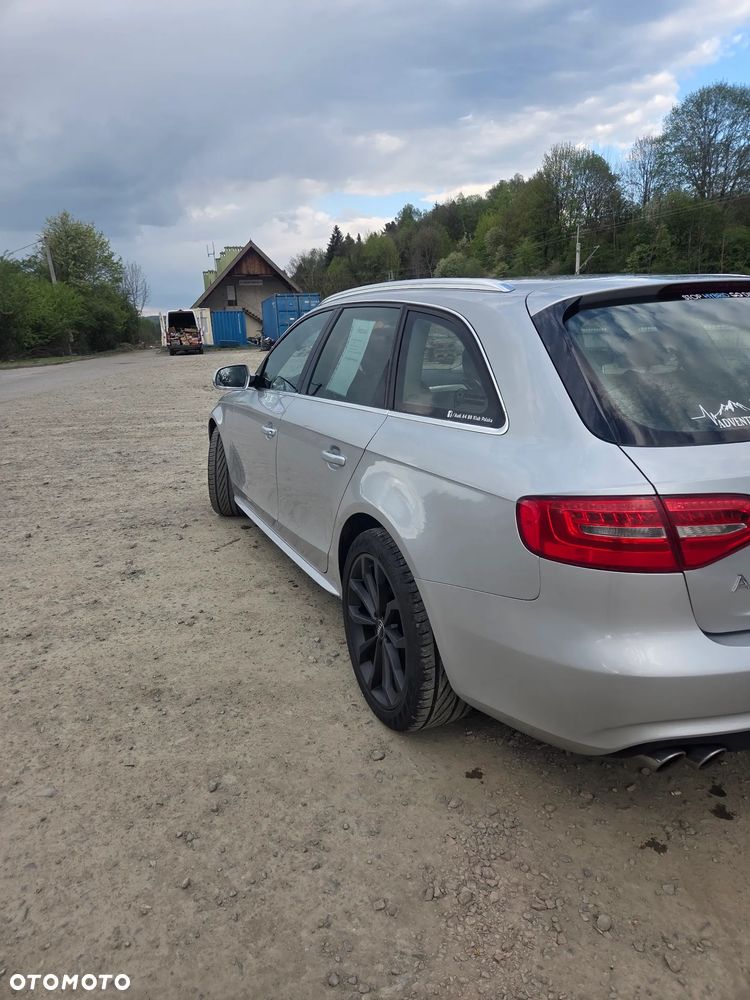Audi A4 Avant 2.0 TDI DPF quattro Attraction - 3