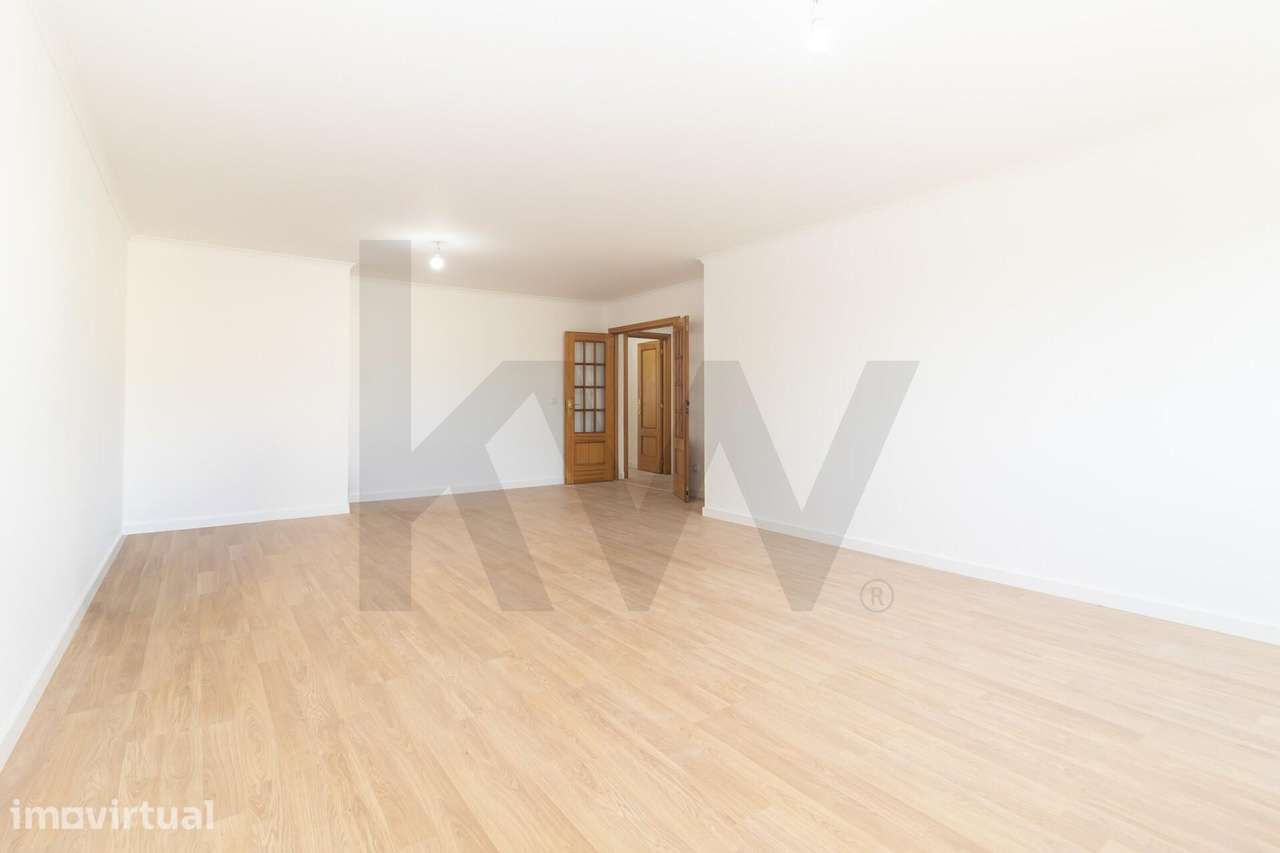 Apartamento T3 Remodelado no Montijo | Garagem e Arrecadação - Grande imagem: 5/37