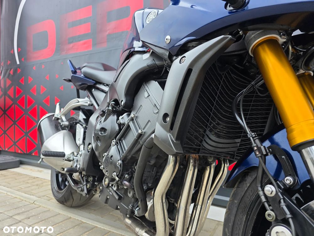Yamaha FZ - 16