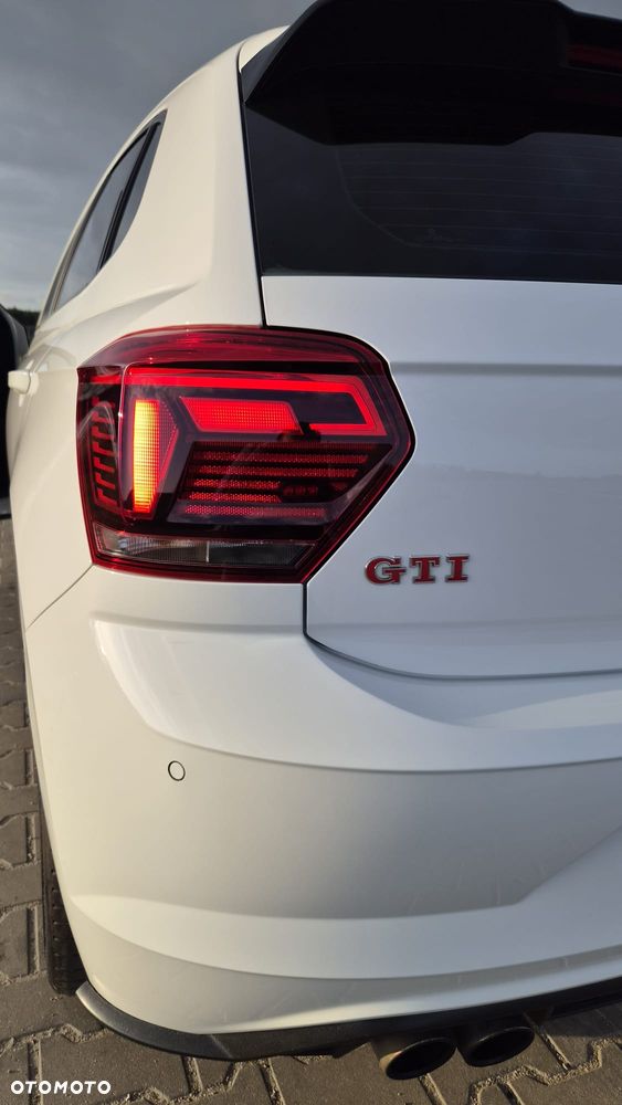 Volkswagen Polo 2.0 TSI OPF DSG GTI - 24