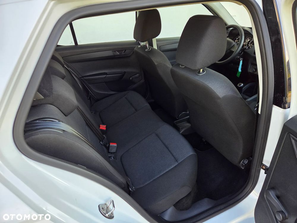 Skoda Fabia - 12