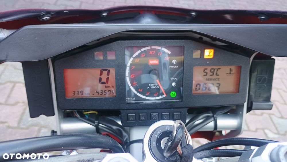 Aprilia Tuono - 17