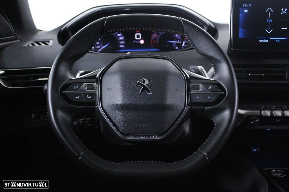 Peugeot 5008 1.2 PureTech Allure Pack EAT8 - 19