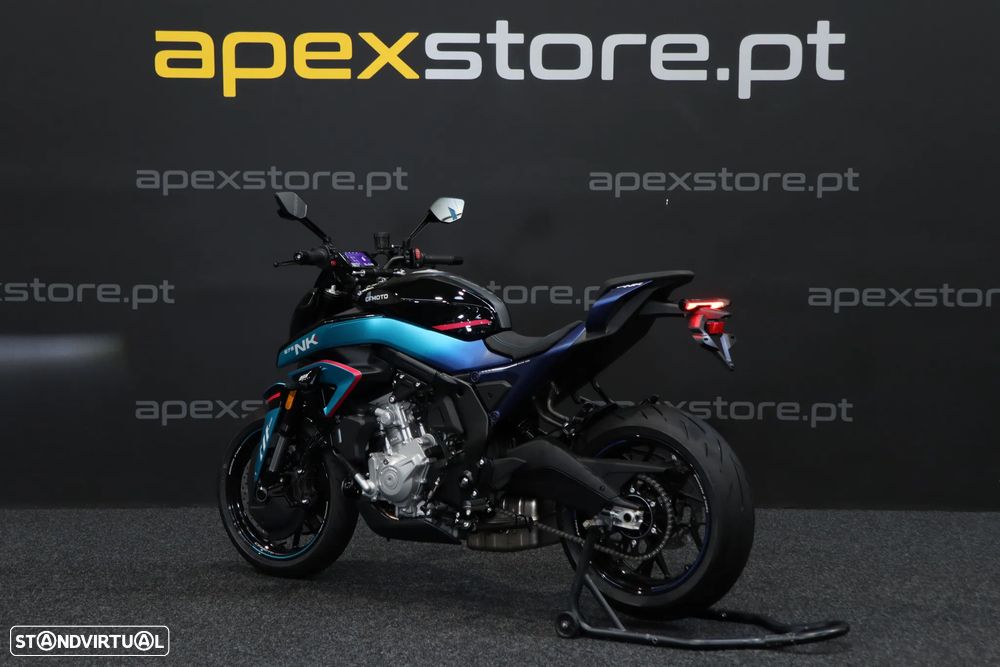 CF Moto 675NK CHAMPION BLUE - 7