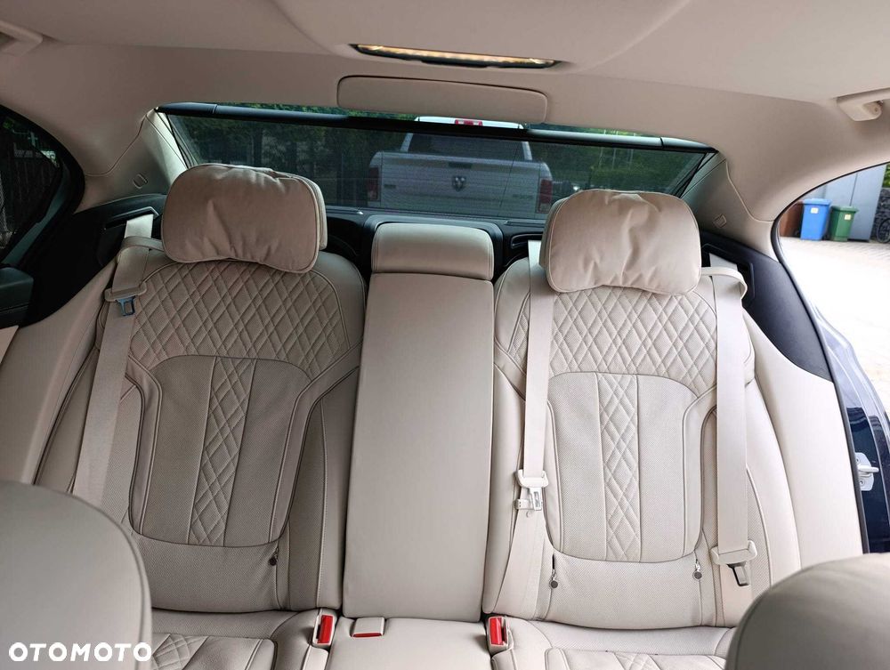 BMW Seria 7 - 5