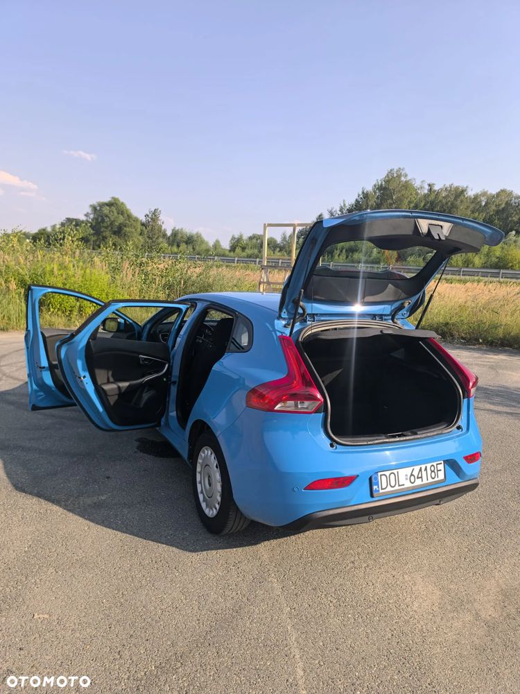 Volvo V40 D2 Kinetic - 15