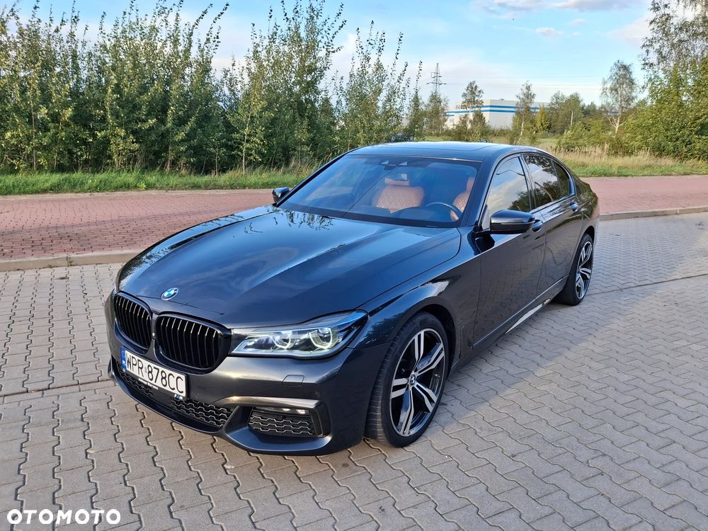 BMW Seria 7 750i xDrive - 1