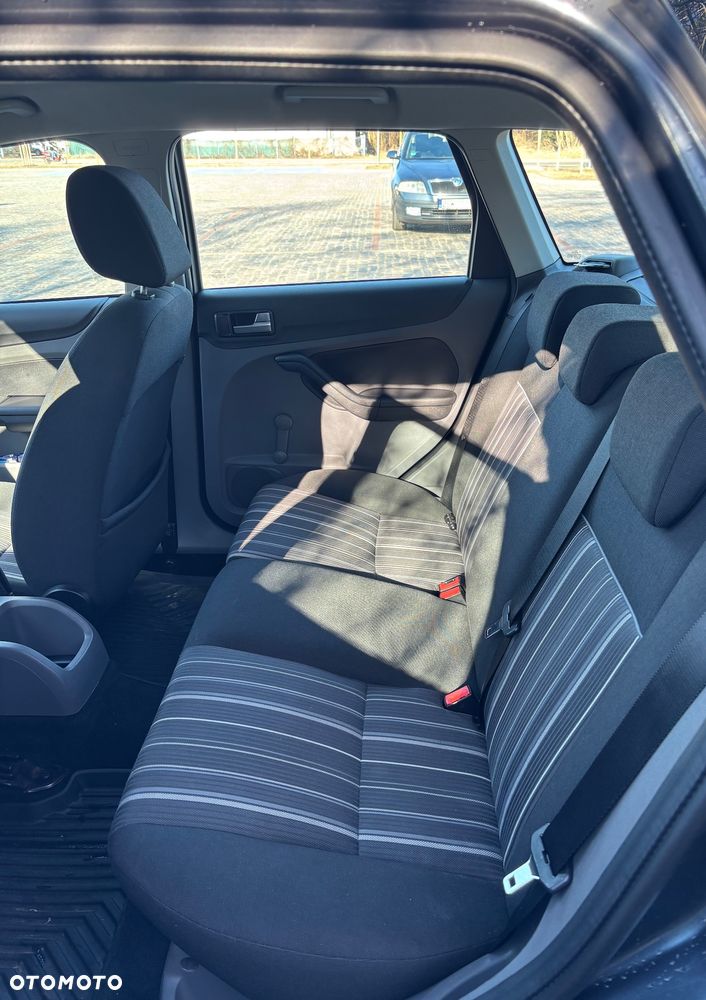 Ford Focus 1.6 TDCi Trend - 8