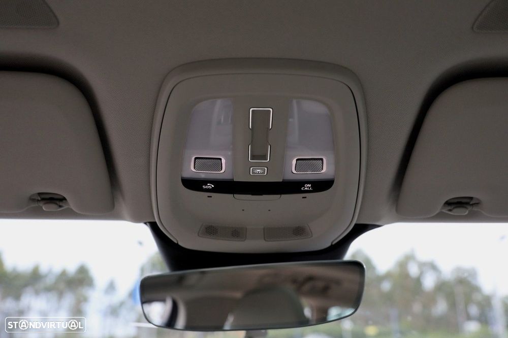 Volvo XC 60 2.0 T6 PHEV Inscription AWD - 32