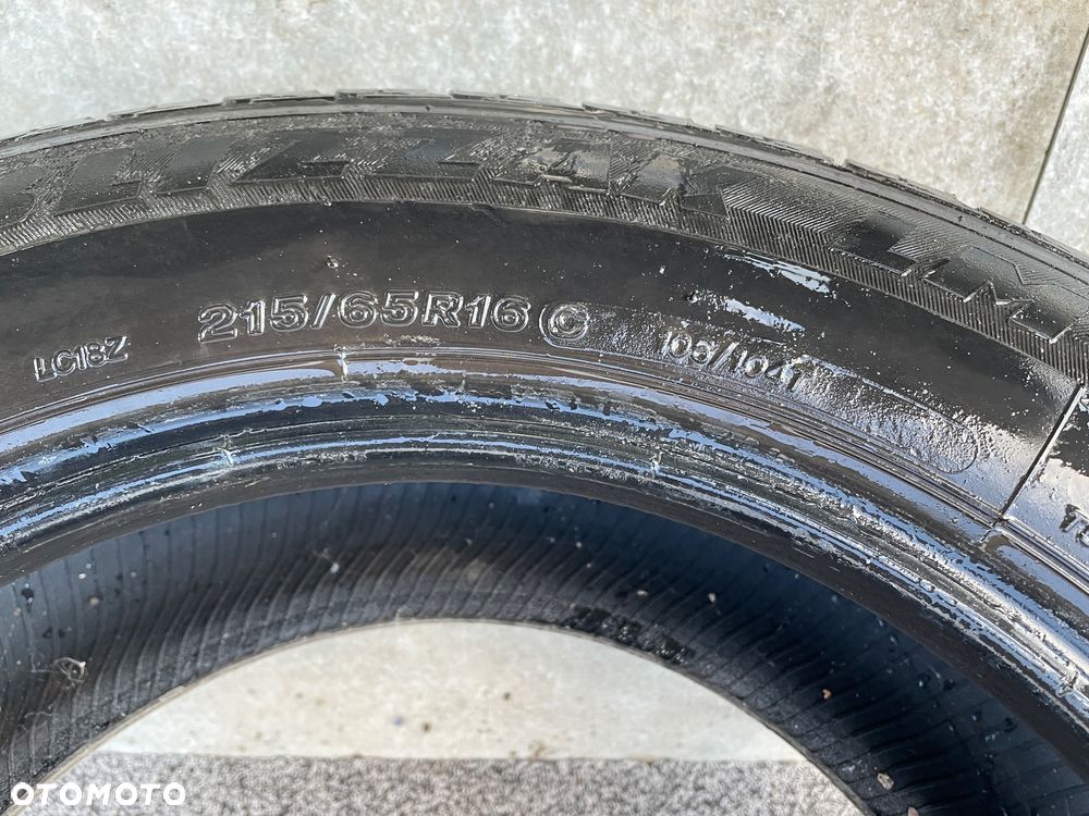 2xOpona zimowa 215/65/16C Blizzak - 2