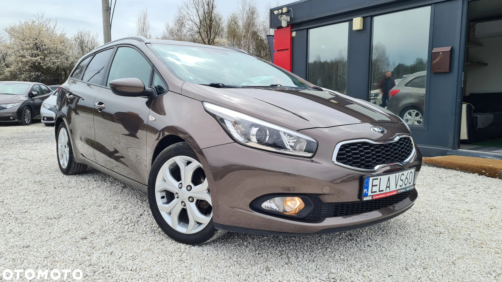 Kia Ceed - 11