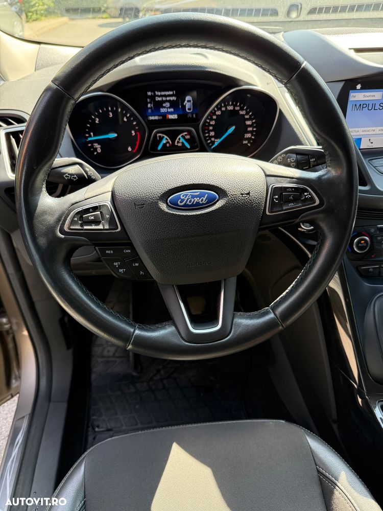 Ford Kuga 2.0 TDCi 4WD Powershift Titanium - 8