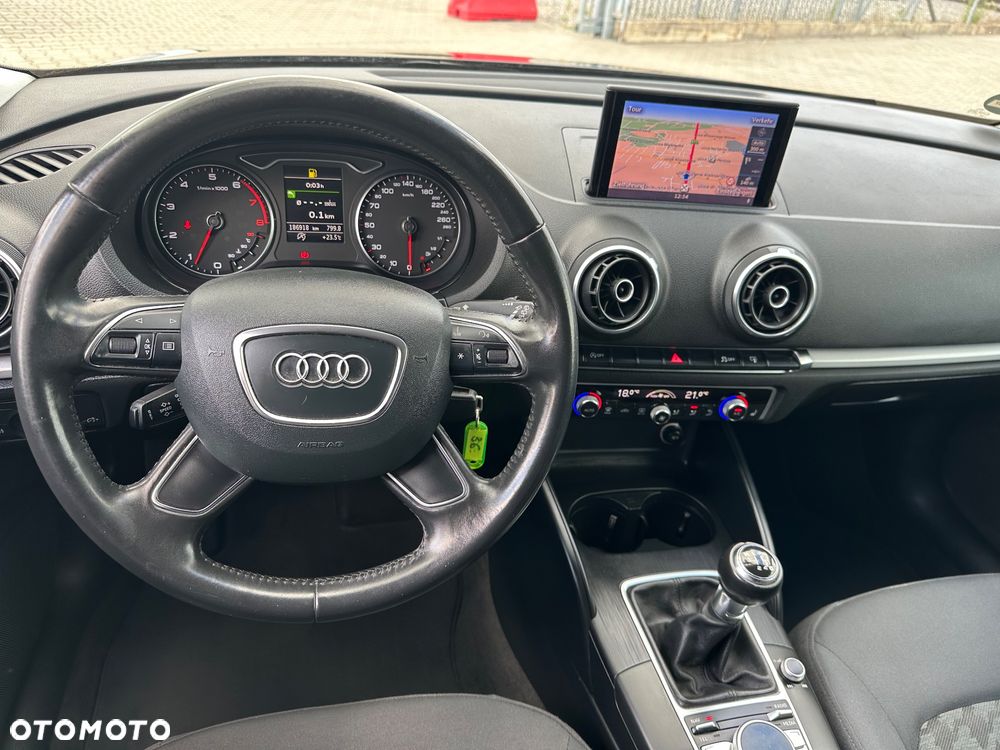 Audi A3 ver-1-4-tfsi-attraction - 9