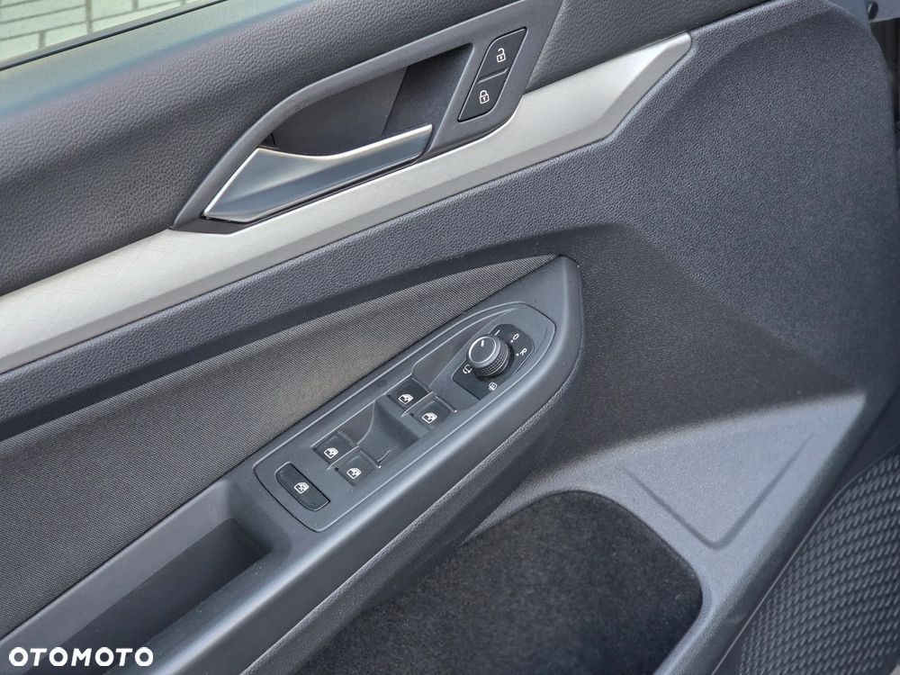 Volkswagen Golf 2.0 TDI SCR DSG Style - 27